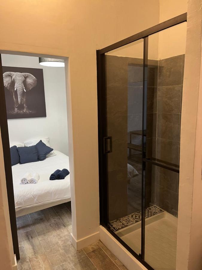 L'Eden - Joli Studio En Centre Ville Nîmes Eksteriør billede